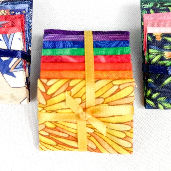 Quilters Fat Quarter Fashion Pins Gift for your favorite quilter judge speakers - Picture 2 of 6